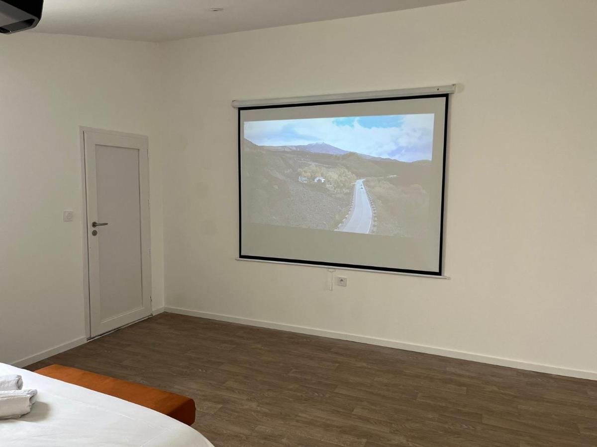 NG SuiteHome Queven Balnéo I Rétroprojecteur Esterno foto