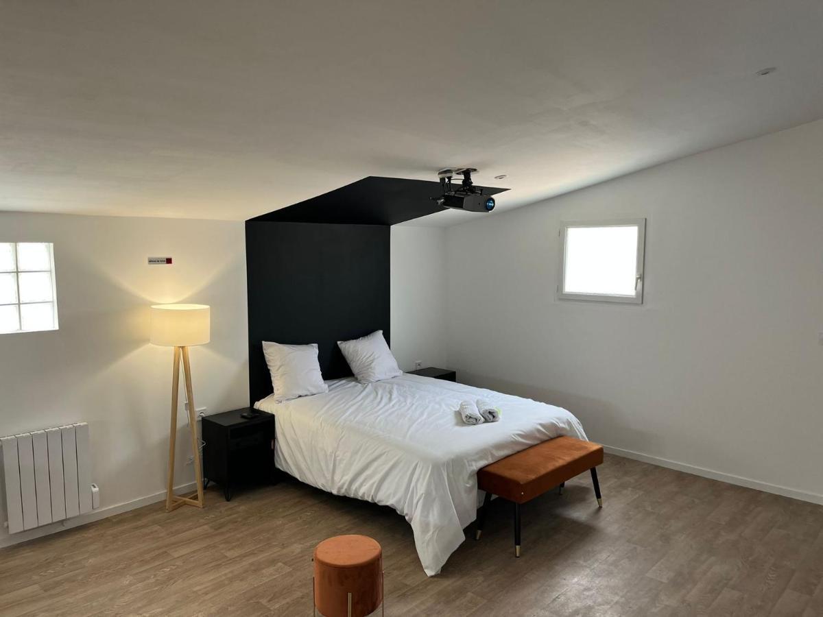 NG SuiteHome Queven Balnéo I Rétroprojecteur Esterno foto