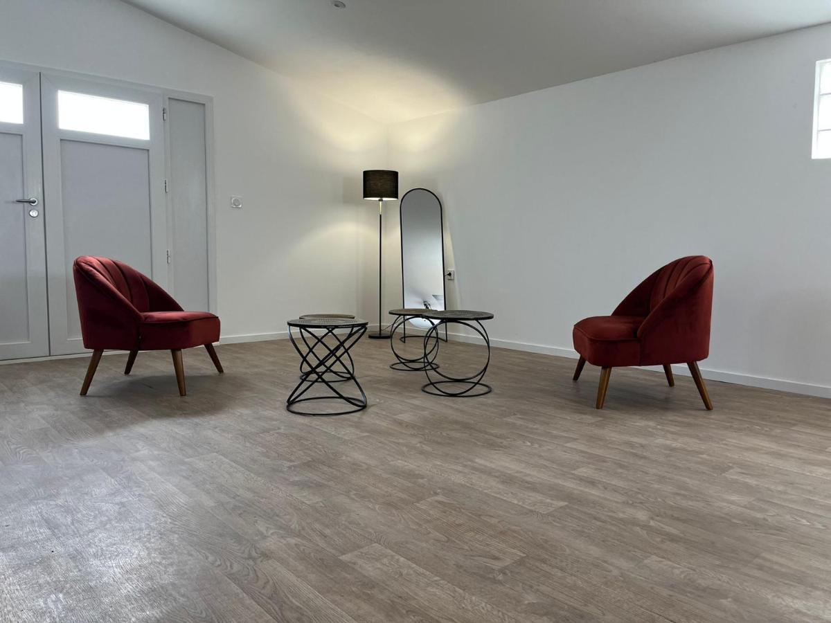 NG SuiteHome Queven Balnéo I Rétroprojecteur Esterno foto