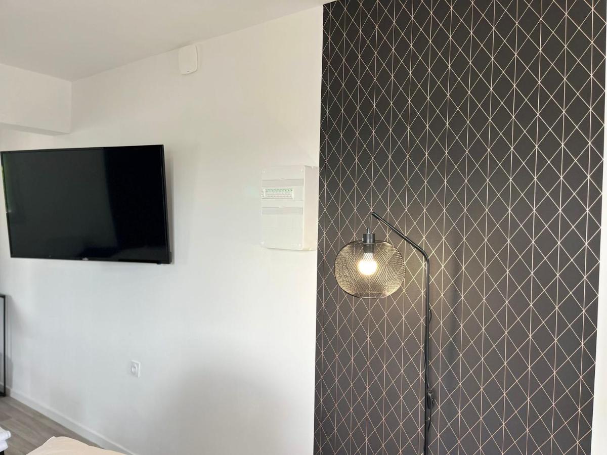 NG SuiteHome Queven Balnéo I Rétroprojecteur Esterno foto